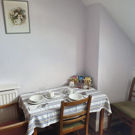 Dove Court Mini Lodge Almondsbury Eksteriør billede