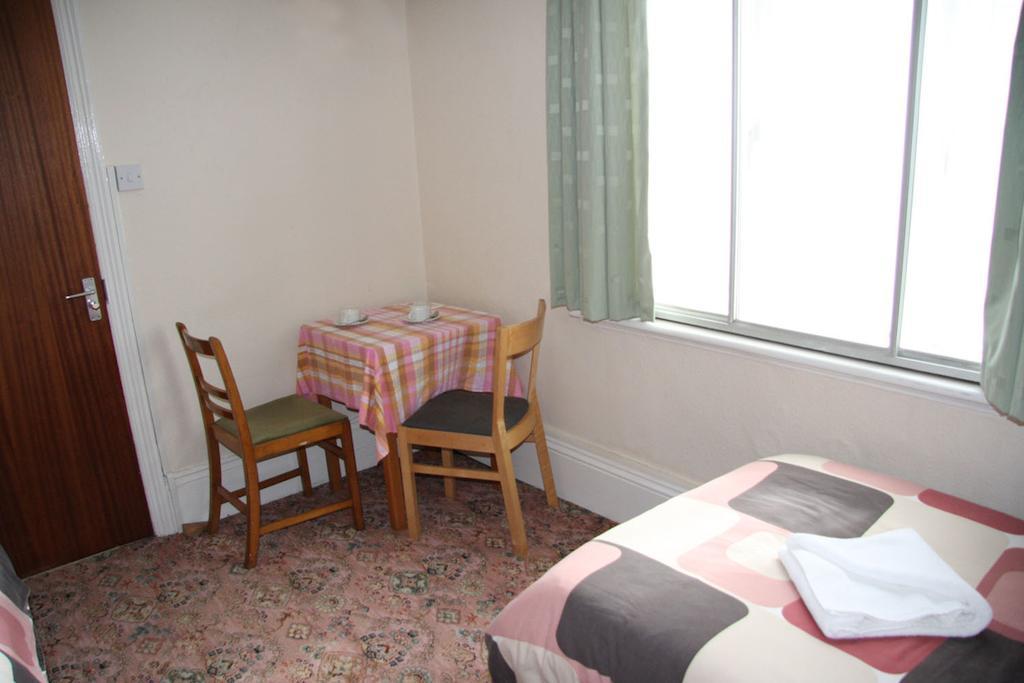 Dove Court Mini Lodge Almondsbury Eksteriør billede